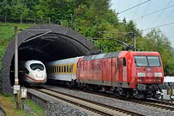 
Aerodynamische Tests mit ICE und Messzug im Sinnbergtunnel, SFS Fulda – Würzburg. © 04.09.2024 Matthias Kümmel