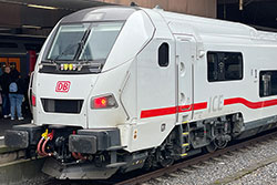ICE L in Düsseldorf Hbf: Steuerwagen. © 04.01.2026 André Werske