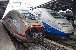 ICE 3 Baureihe 407 und TGV Euroduplex im Gare de l´Est, Paris.