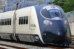 Maglakbay muna tayo sa mundo ng mga high speed train tulad nito sa South Korea ang pinaka bagong High speed train sa kanila ang HEMU 430X.